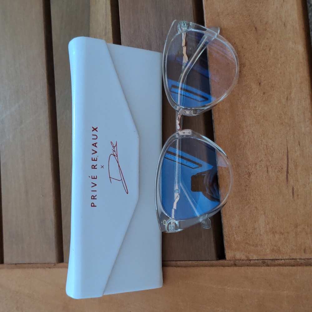 Blue light glasses